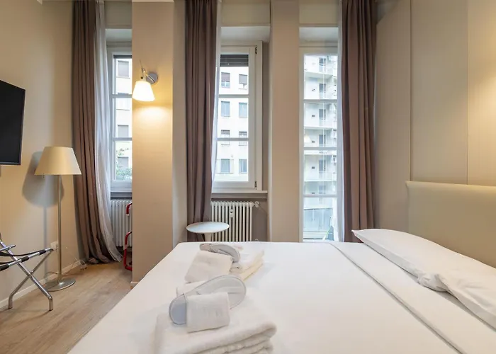 Central&Modern Porta Vittoria-Duomo apartments by Rentopolis